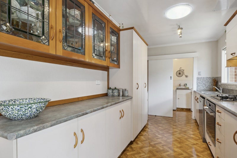 Image 2 of 19