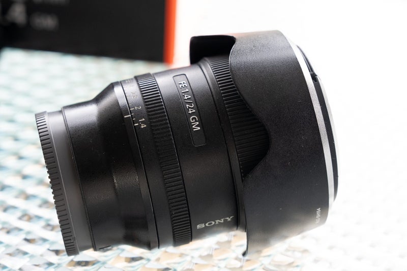 Sony FE 24mm f/1.4 GM G Master Lens – Pristine, Box, Pouch & Hood63917703178243114
