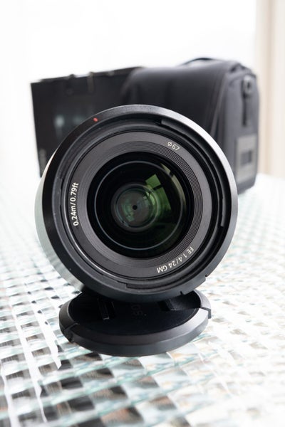 Sony FE 24mm f/1.4 GM G Master Lens – Pristine, Box, Pouch & Hood63917703178243112