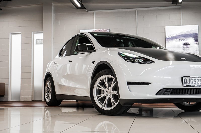 2024 Tesla Model Y Rear Wheel Drive 60K63917847076354113