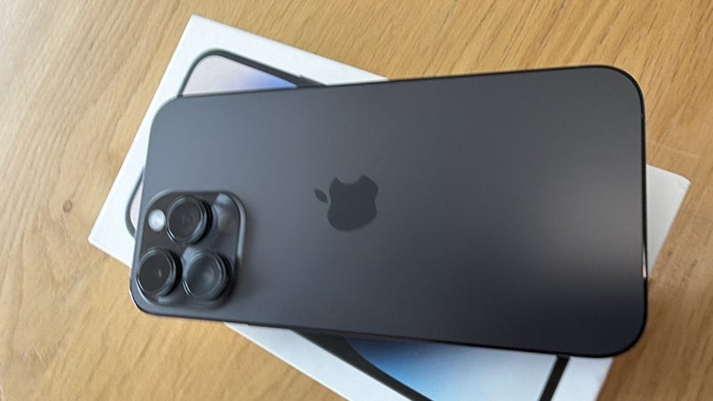 iPhone 14 Pro Max 512GB – Space Black – Excellent Condition + Box & Case63917987105410111