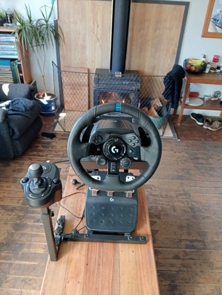 Logitech G923 racing simulator Carousel 6