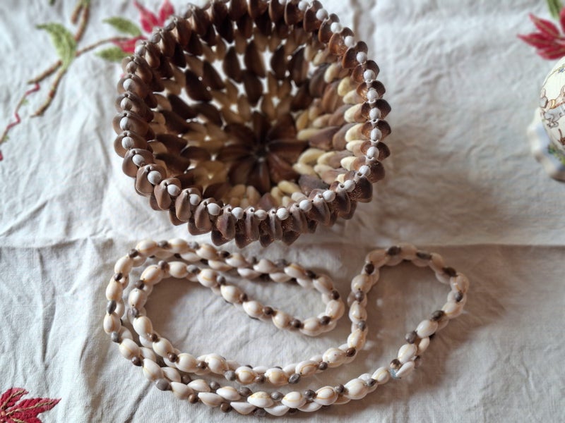 Vintage Shell Art - Bowl and Necklace. Carousel 6