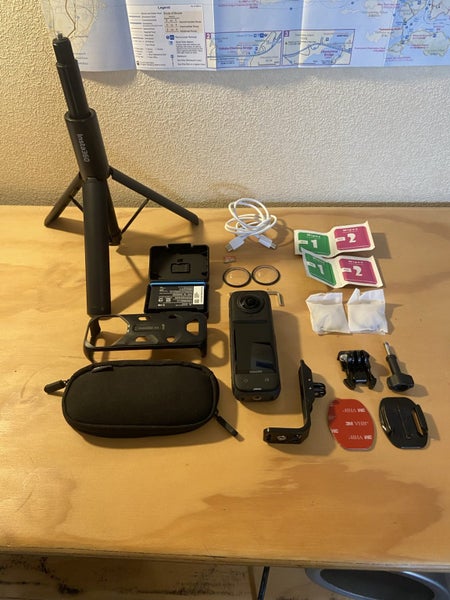 Insta 360 X4 - Nearly Brand New! Carousel 1