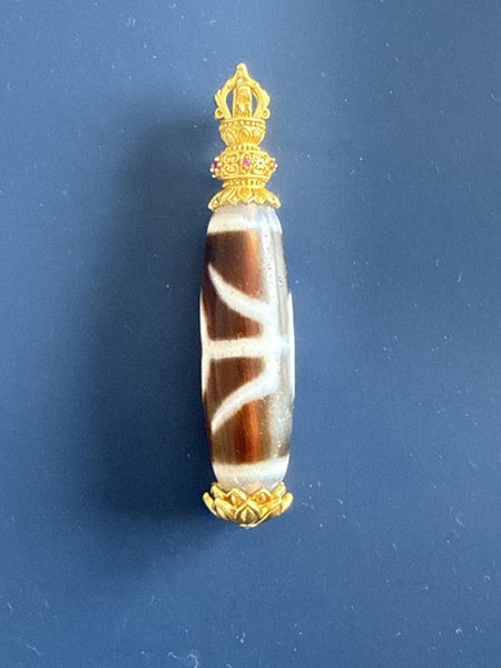 VINTAGE ONE OF A KIND RUBY AND AGATE PENDANT Carousel 1