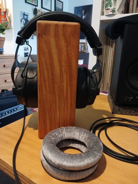 Beyerdynamic DT 770 Pro 80 Ohm Headphones Carousel 2