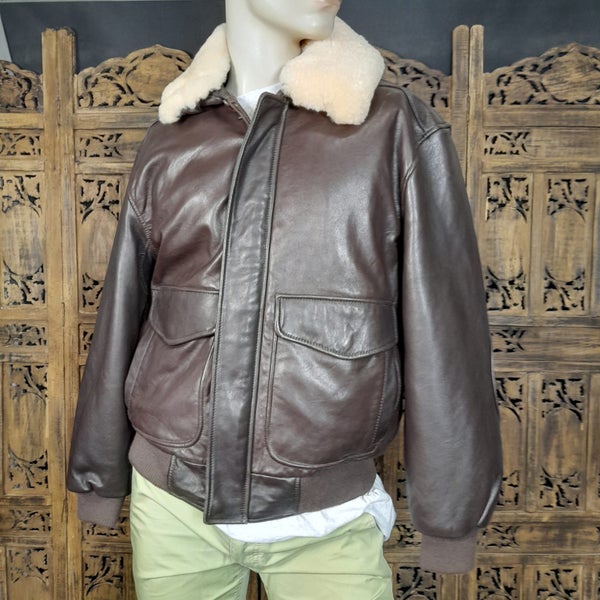 Vintage Avirex bomber jacket - mens S/M Carousel 2