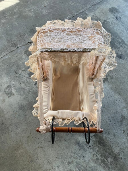 Dolls Pram Antique Victorian Style - Small Size Carousel 3