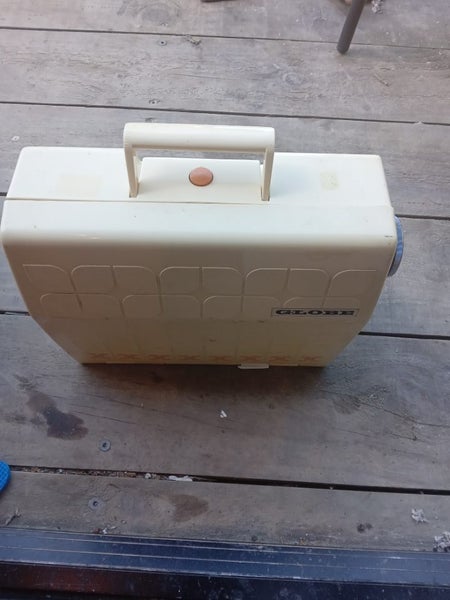 Globe Cub 3 Sewing Machine Carousel 9