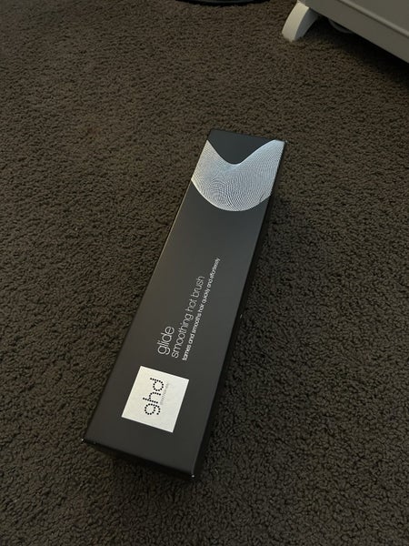 Ghd Glide smoothing hot brush Carousel 1