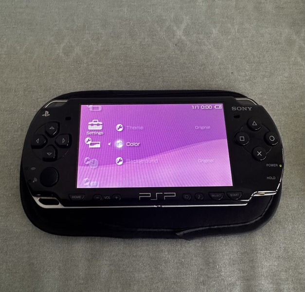 PSP 2000 – Piano Black | 64GB | Fully Set Up Carousel 2