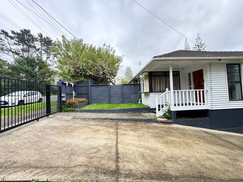 Image 1 of 32