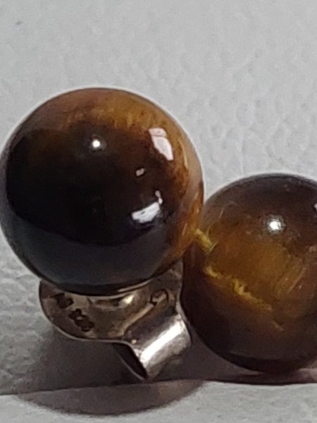 Tigerseye 6mm ball sterling silver stud earrings. Carousel 9