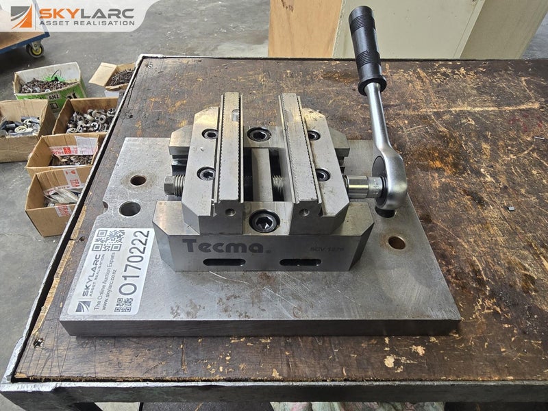 Tecma SCV 1276 Machine Vice with 125mm Jaws Carousel 1