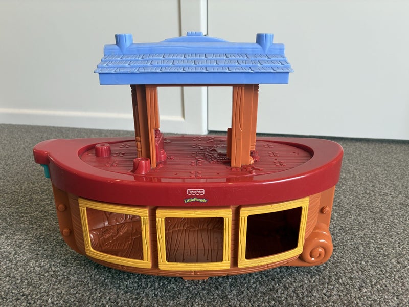 Fisher Price Little People Noah’s Ark + Animals & Noah Carousel 2