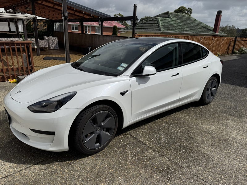 2022 Tesla Model 3 Rear Wheel Drive63922064649602110