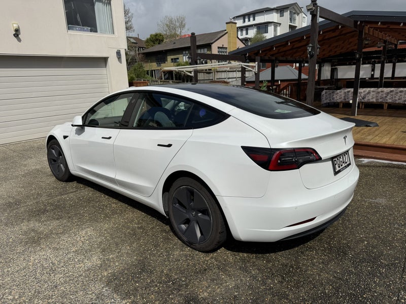 2022 Tesla Model 3 Rear Wheel Drive63922064649602114