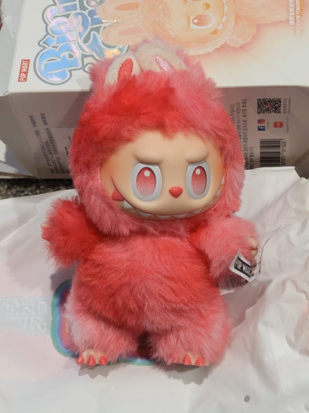 Opened Box Labubu 3.0 – THE MONSTERS Big Into Energy Series Carousel 1