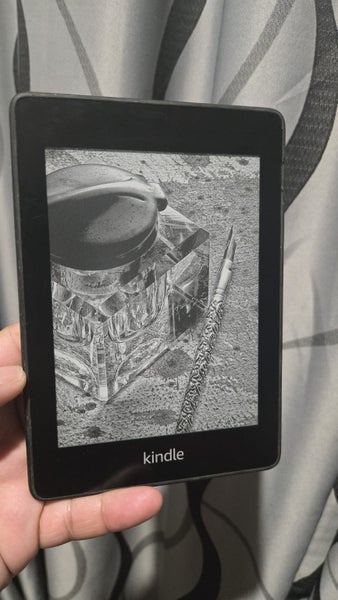 6" Kindle Paperwhite 10th Generation Backlit Good working Order Carousel 6