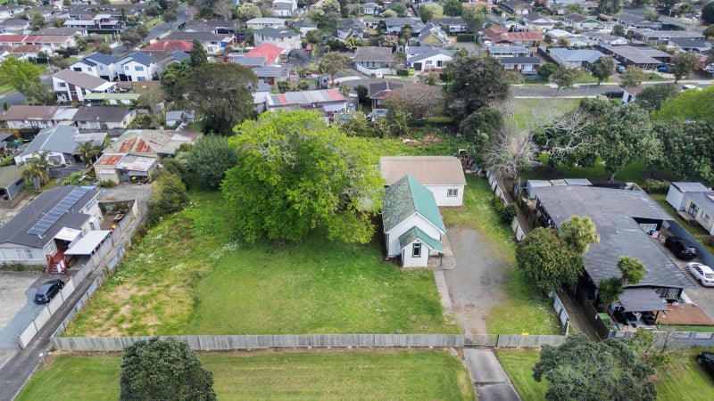 Image 3 of 7