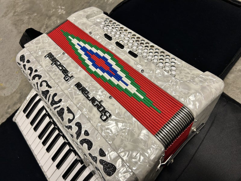 Beautiful Accordion (Needs Repair) Carousel 1