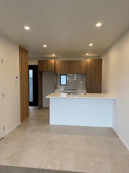 Image 2 of 12