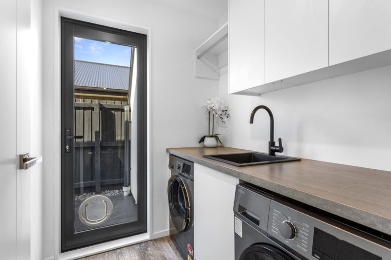 Avonhead, 3 bedrooms64529411773443114