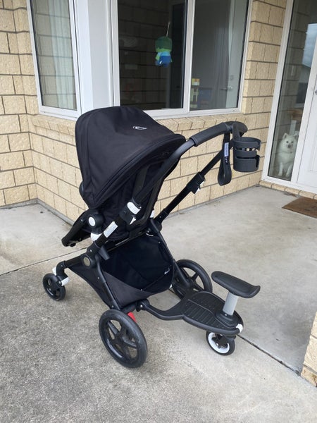 Bugaboo Lynx with Toddler Kickboard63941052760323111