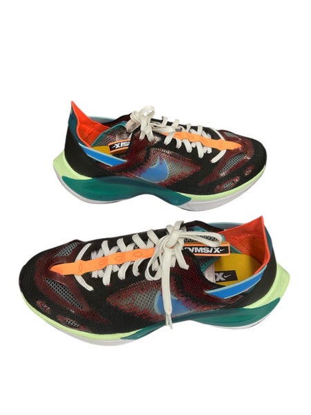 NIKE N110 FLYNIT (AT5405-001) Carousel 3