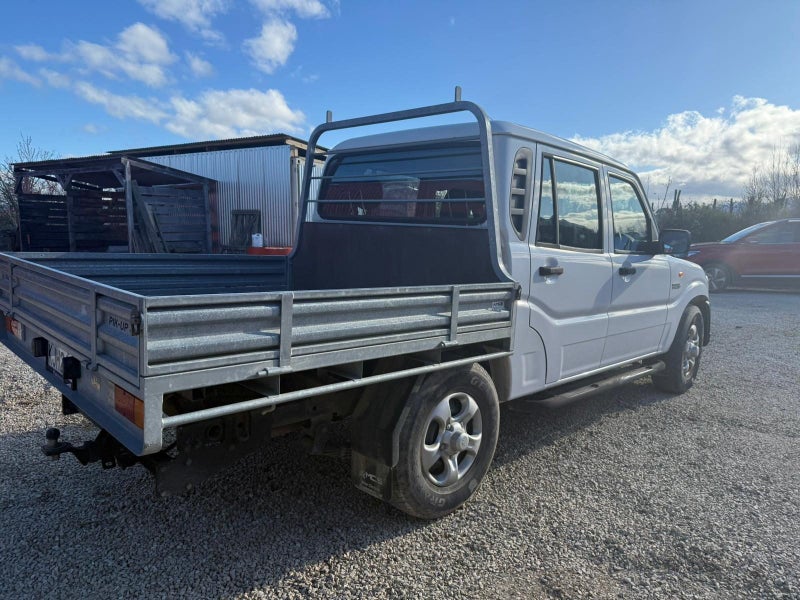 2017 Mahindra PIK-UP Doublecab4x463930180796419114