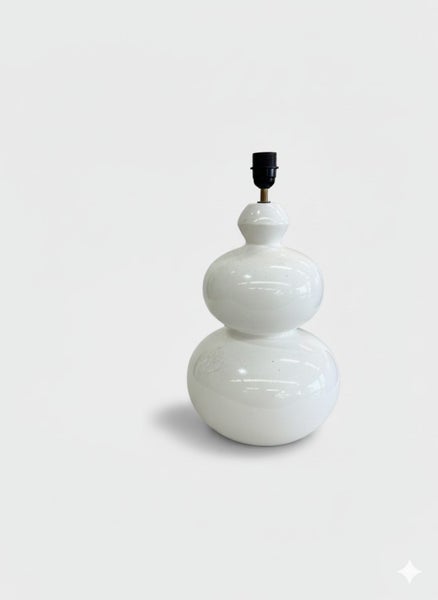 PEBBLE White Gloss Painted Lamp - Not working Carousel 1
