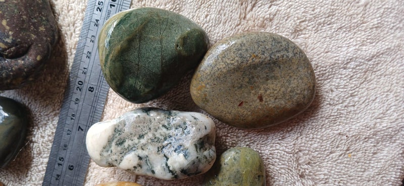 2.9 kg stones for rock tumblers. Big Lot Carousel 2