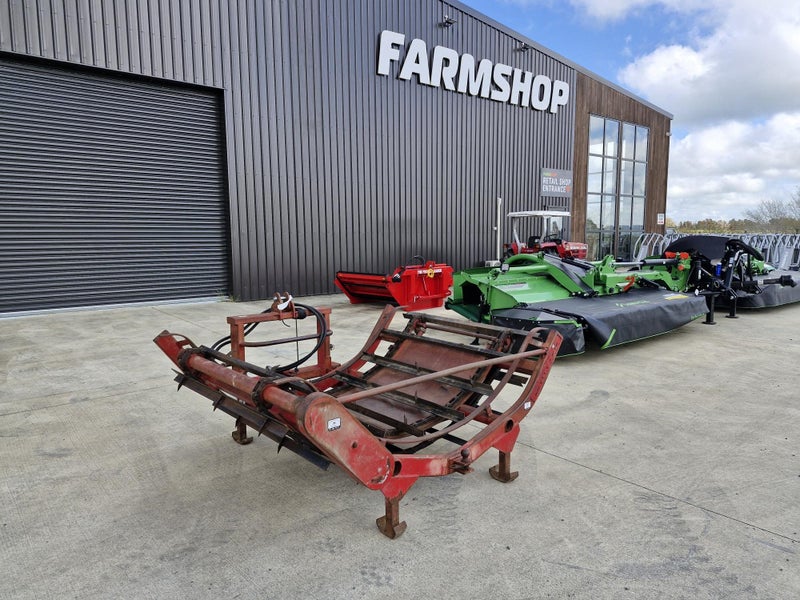 Used Bale Feeder ($3000 + GST) Carousel 1