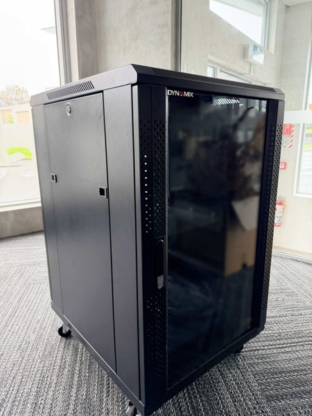 Dynamix 18RU Server cabinet with glass door and on wheels. Carousel 1