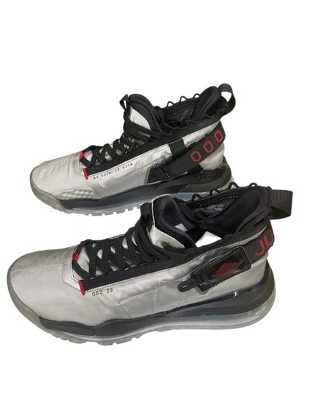 NIKE AIR JORDAN PROTO MAX 720 Carousel 3