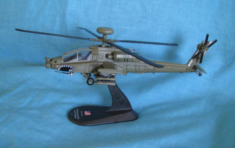 Helicopter Apache Carousel 1