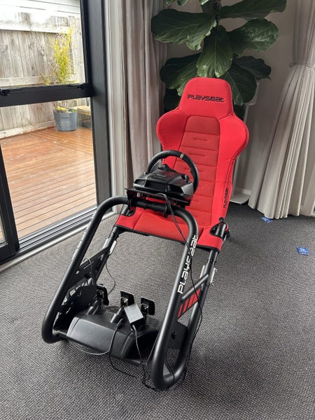Playseat racing chair with steering wheel and pedals Carousel 1