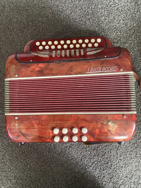 Button Accordeon Carousel 2