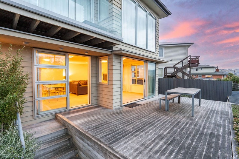 Sun & style & St Clair64008975676802114