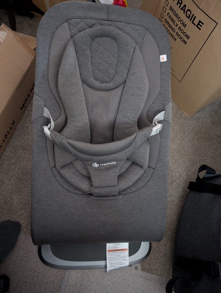 Ergobaby evolve bouncer (better version of the baby bjorn) Carousel 1