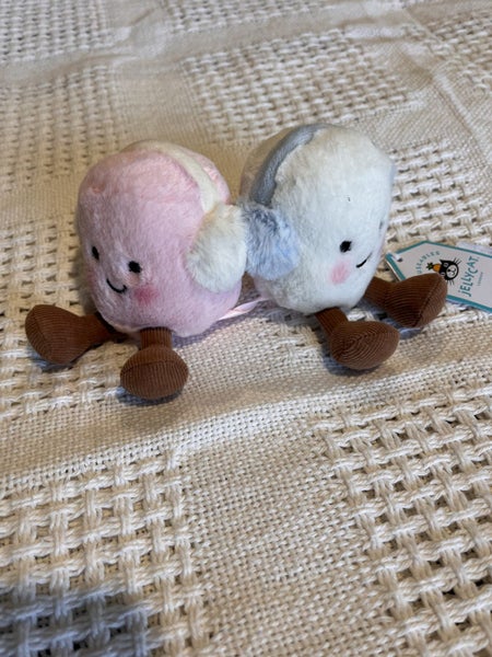Jellycat Amuseables Toastie Pink and White Marshmallows Carousel 1