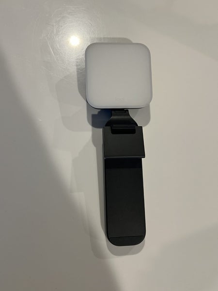 Logitech StreamCam + Litra Light – Full HD 1080p Webcam & Streaming Setup Carousel 2