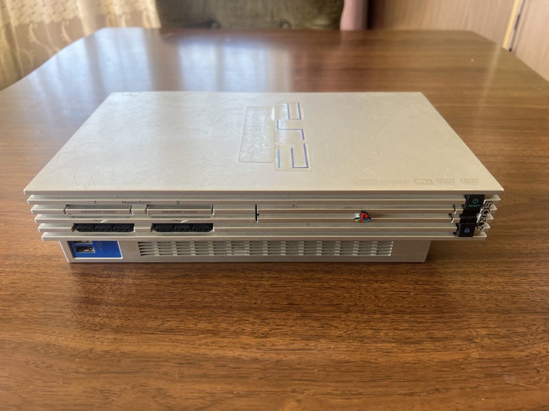 PS2 Fat Bundle with 2 Controllers - Great Condition63934648213506112