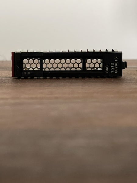 2.5" SAS HDD ThinkSystem Caddy Carousel 1