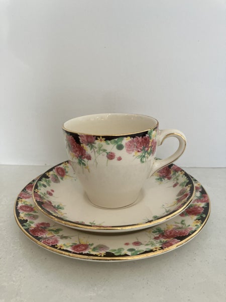 Royal Doulton part tea set - Clover design 1940s64423481334403113