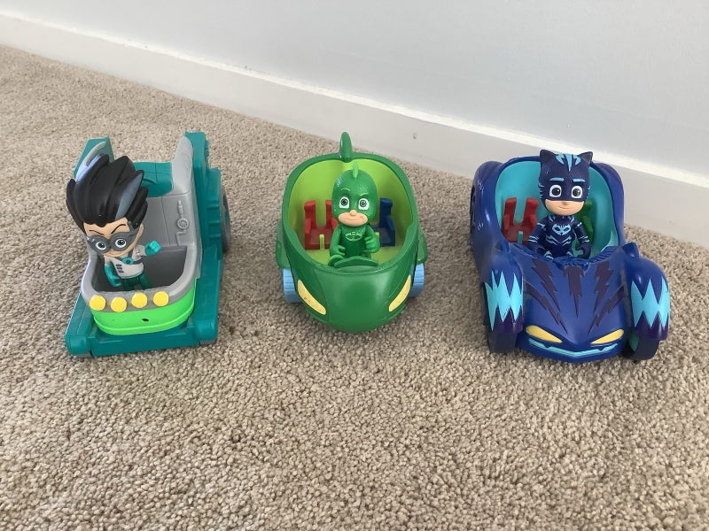 PJ Masks Vehicles and Figures Carousel 2
