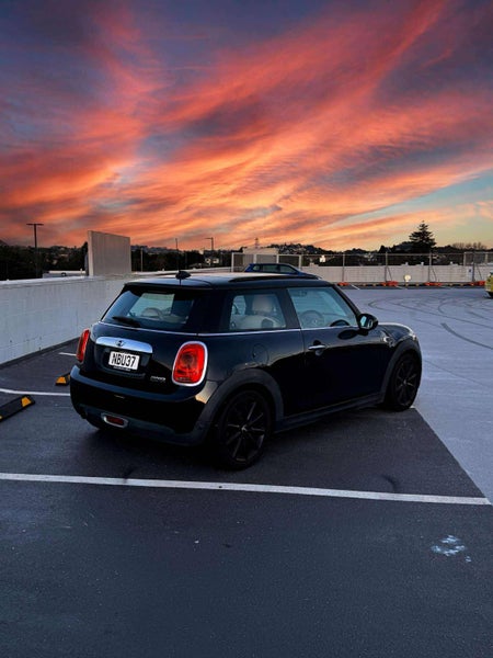 2016 MINI Hatch Cooper63940526838786112