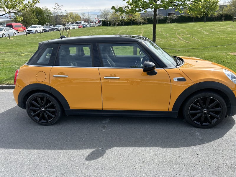 2015 MINI Hatch Cooper63940526856321110