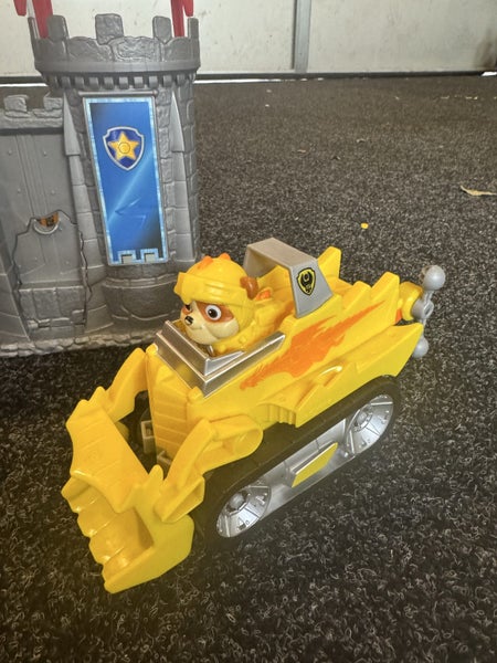 Paw Patrol Knights castle and pups Carousel 2