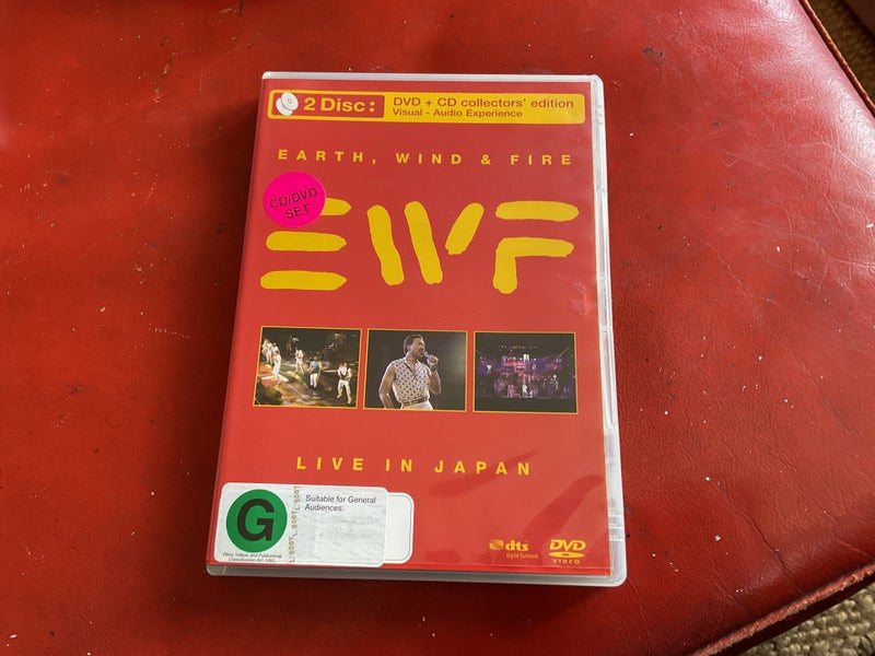 Earth, Wind & Fire - Live In Japan (DVD/CD) Carousel 1